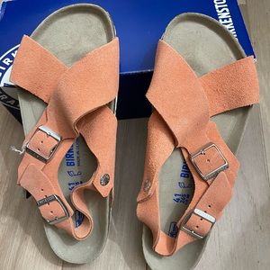 🆕 NIB Birkenstock Tulum Suede Leather Soft Footbed Sandals size 41 regular fit